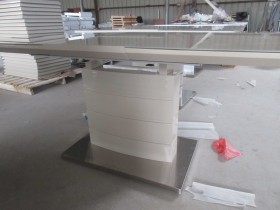 Стол обеденный DT211-1S