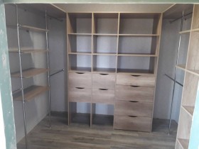 Мебель для гардеробных комнат