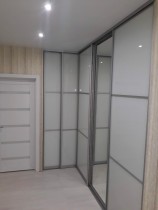 Двери купе для углового встроенного шкафа купе