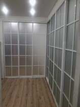 Межкомнатная перегородка с установкой под углом 90 градусов
